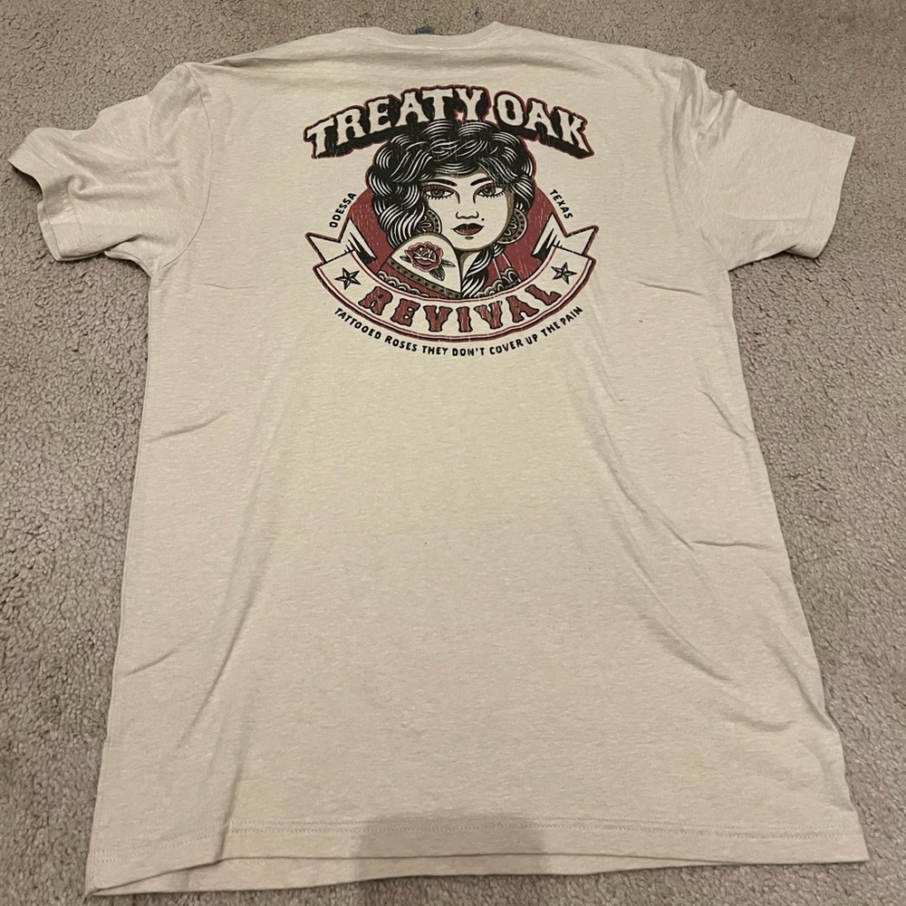 Treaty Oak Revival Tan Girl Rose Tee Size Large
